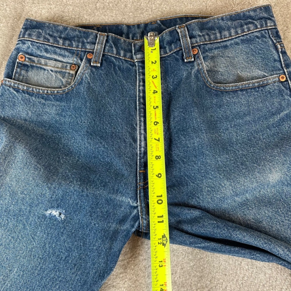 Vintage Levis 505 Jeans Mens 32x31 Blue Medium Wash Regular Fit Straight Leg USA - Picture 14 of 16